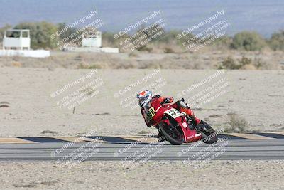 media/Dec-07-2025-CVMA (Sun) [[3e7d2de5dc]]/Race 9-Formula UL Shootout/